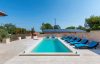 Luxuriöses Einfamilienhaus mit Swimmingpool in Meeresnähe von Premantura - Außenbereich
